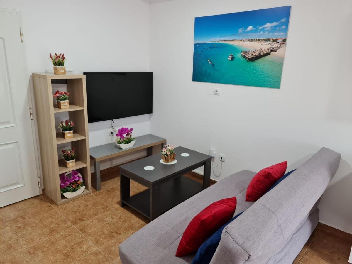 Franmay Apartments - 7 Modern Apartments Near The Beach & City, Perfect For Nomads, Travellers, Families, Watersports! Санта-Марія Екстер'єр фото